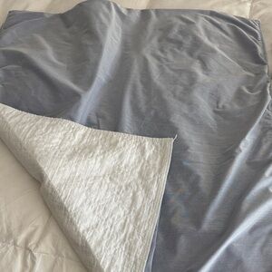 Waterproof Reversible Bedding pads.